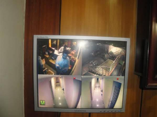 Oyo Hotel Lakshmi Paradise Visakhapatnam Bagian luar foto