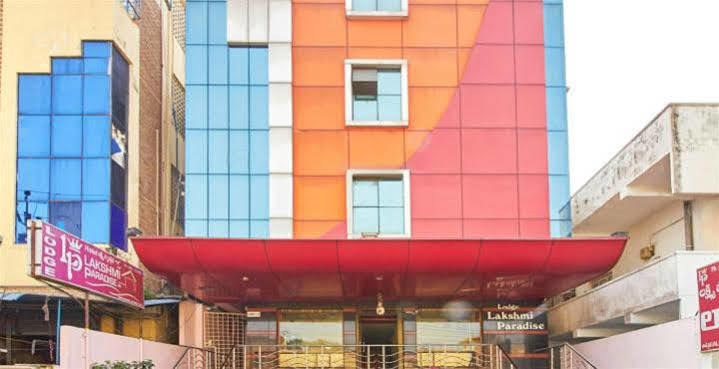 Oyo Hotel Lakshmi Paradise Visakhapatnam Bagian luar foto